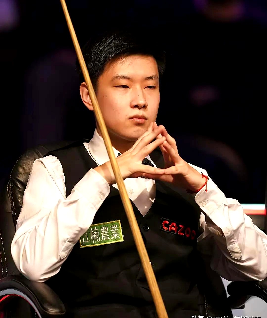  穆古鲁扎回归赛场，赛事规则更新首场状态亮眼，雄鹿观众沸腾！