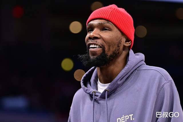  杜兰特回归赛场，精彩发挥首场状态亮眼，老鹰观众沸腾！